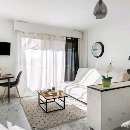 Design Loft Studio Climatise Parking Et Piscine Vallauris Ngoại thất bức ảnh