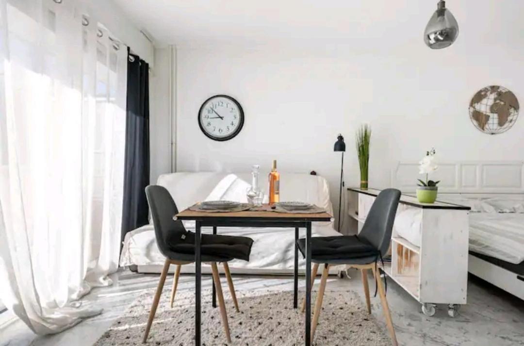Design Loft Studio Climatise Parking Et Piscine Vallauris Ngoại thất bức ảnh